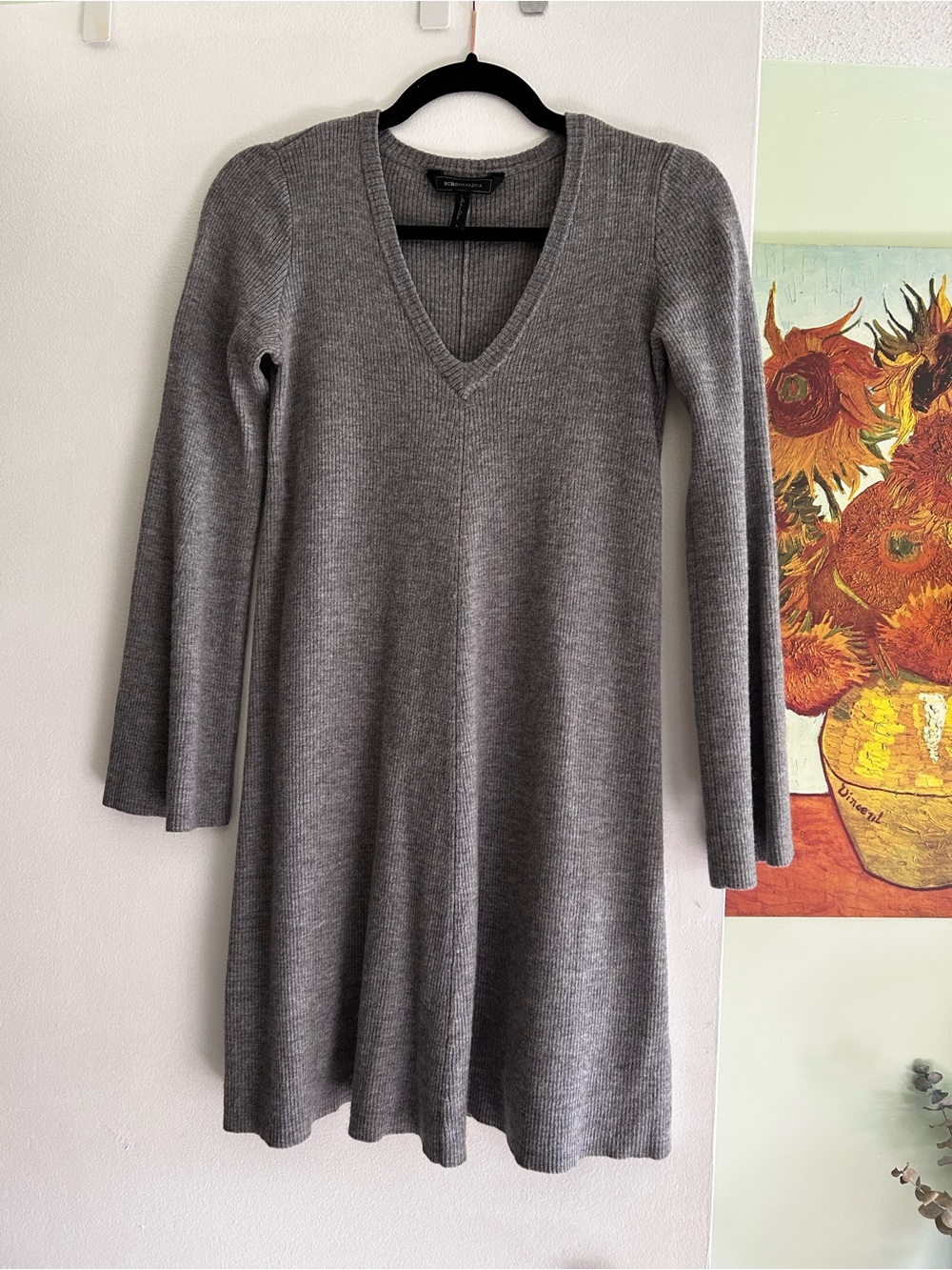 BCBGMaxAzria Gray V-Neck Long Sleeve Marino Wool Dress